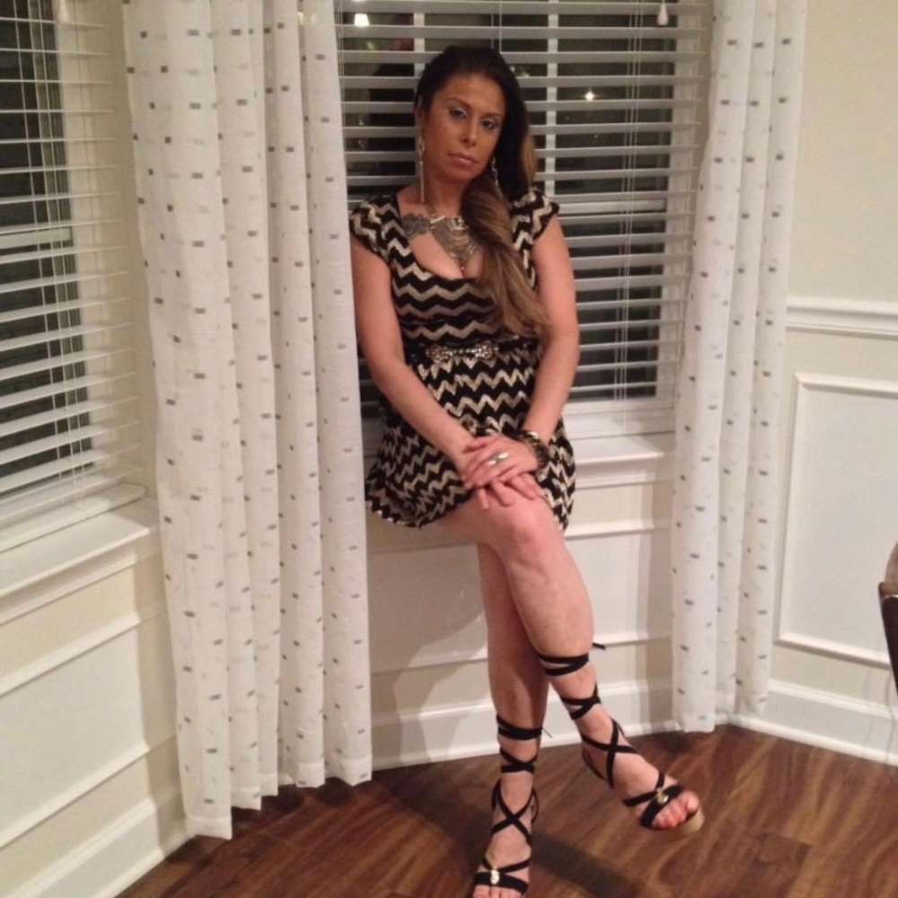 Meet your Posher, Samira